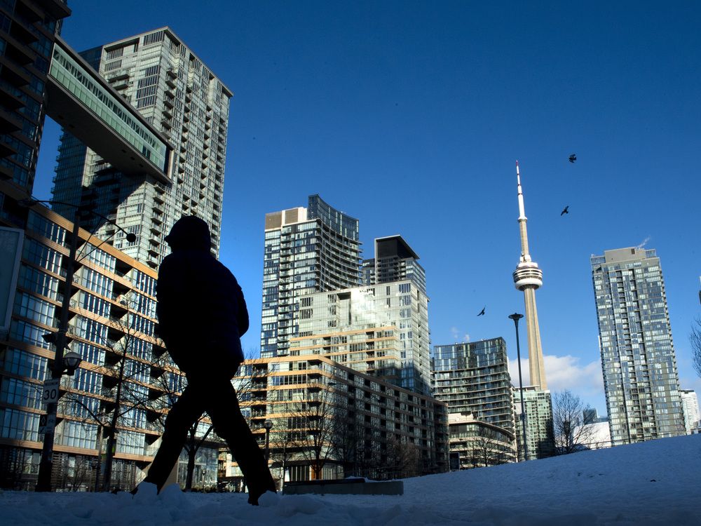 Toronto is a renter's market — for now — as record glut of condos and apartments collide