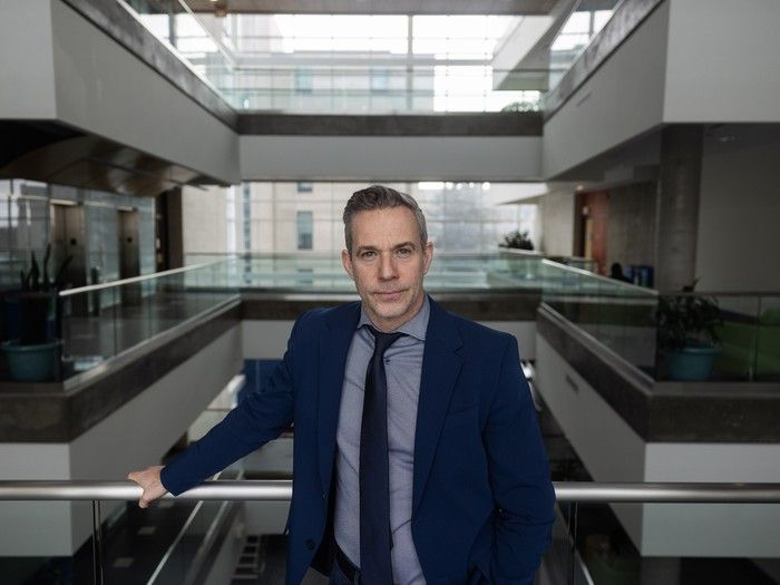 نظام الذكاء الاصطناعي بقيادة "ريجينا" يساعد الخبراء في مكافحة التضليل الإعلامي الروسي.