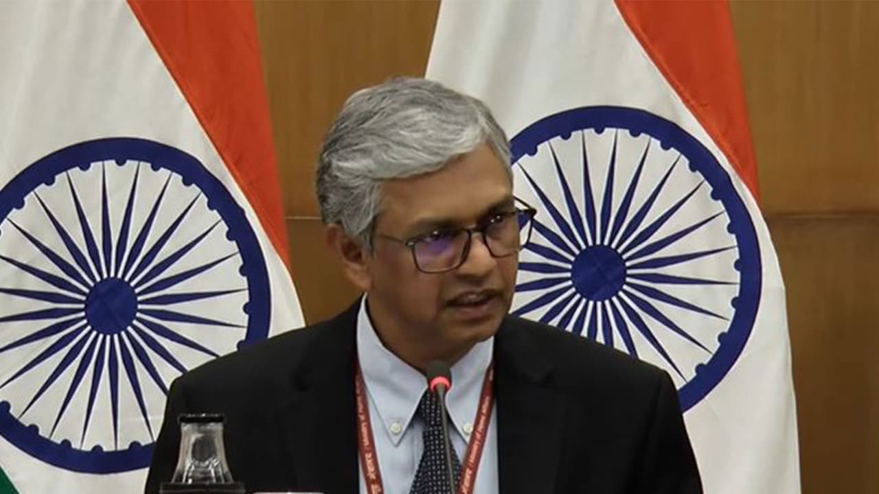 PM Modi's Malaysia visit to focus on Dornier, Scorpene, SU-30 deals