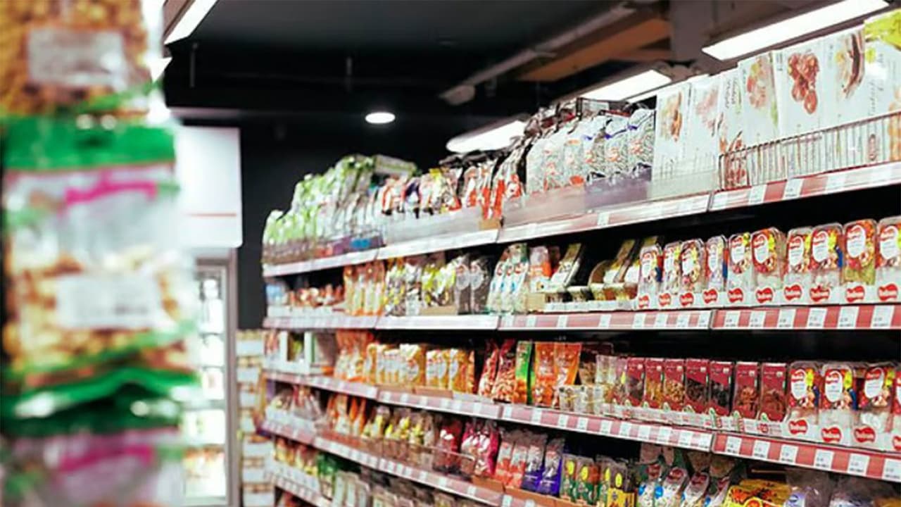 Los Emiratos Árabes Unidos afirman la estabilidad del mercado y sus sólidas reservas en medio de las tensiones en Asia occidental