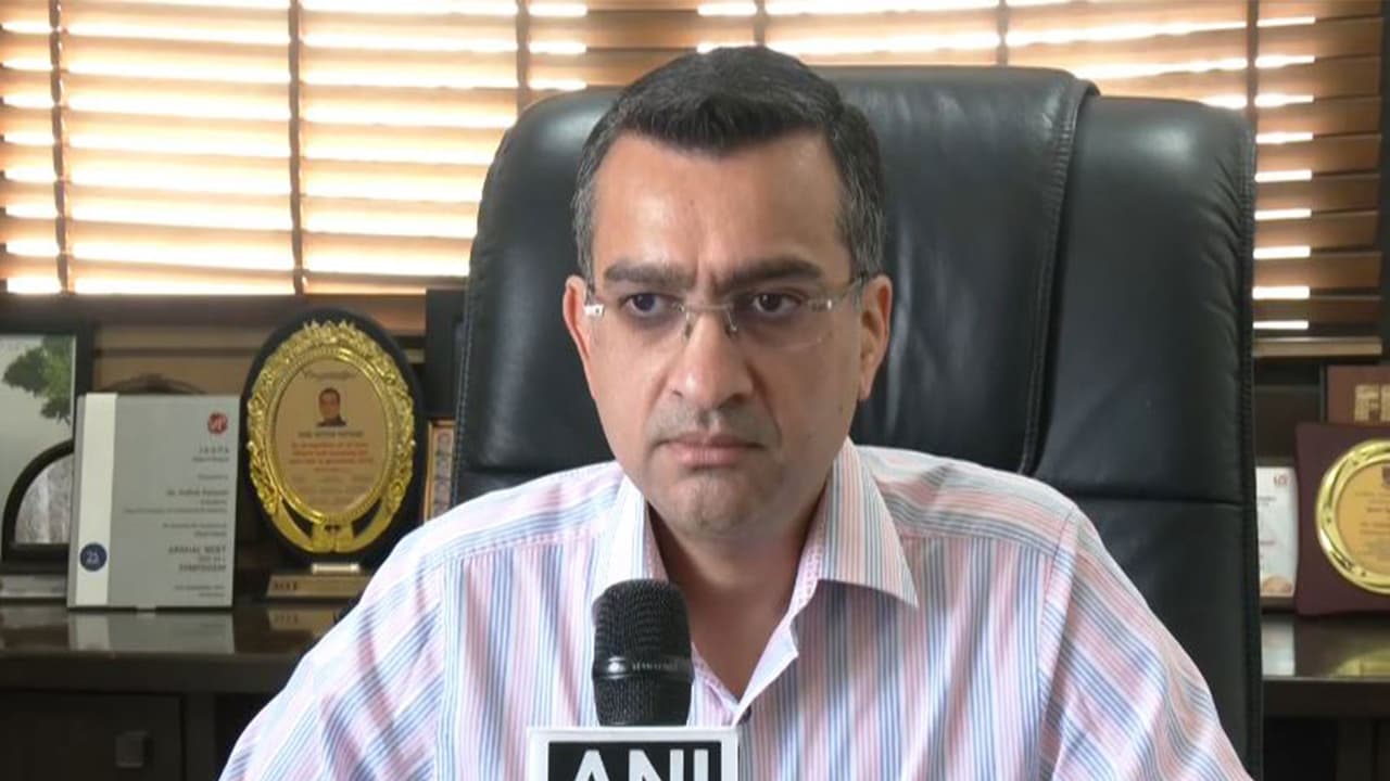 صفقات التجارة بين الهند والولايات المتحدة والاتحاد الأوروبي ستعزز اقتصاد ولاية غوجارات: رئيس غرفة التجارة الدولية