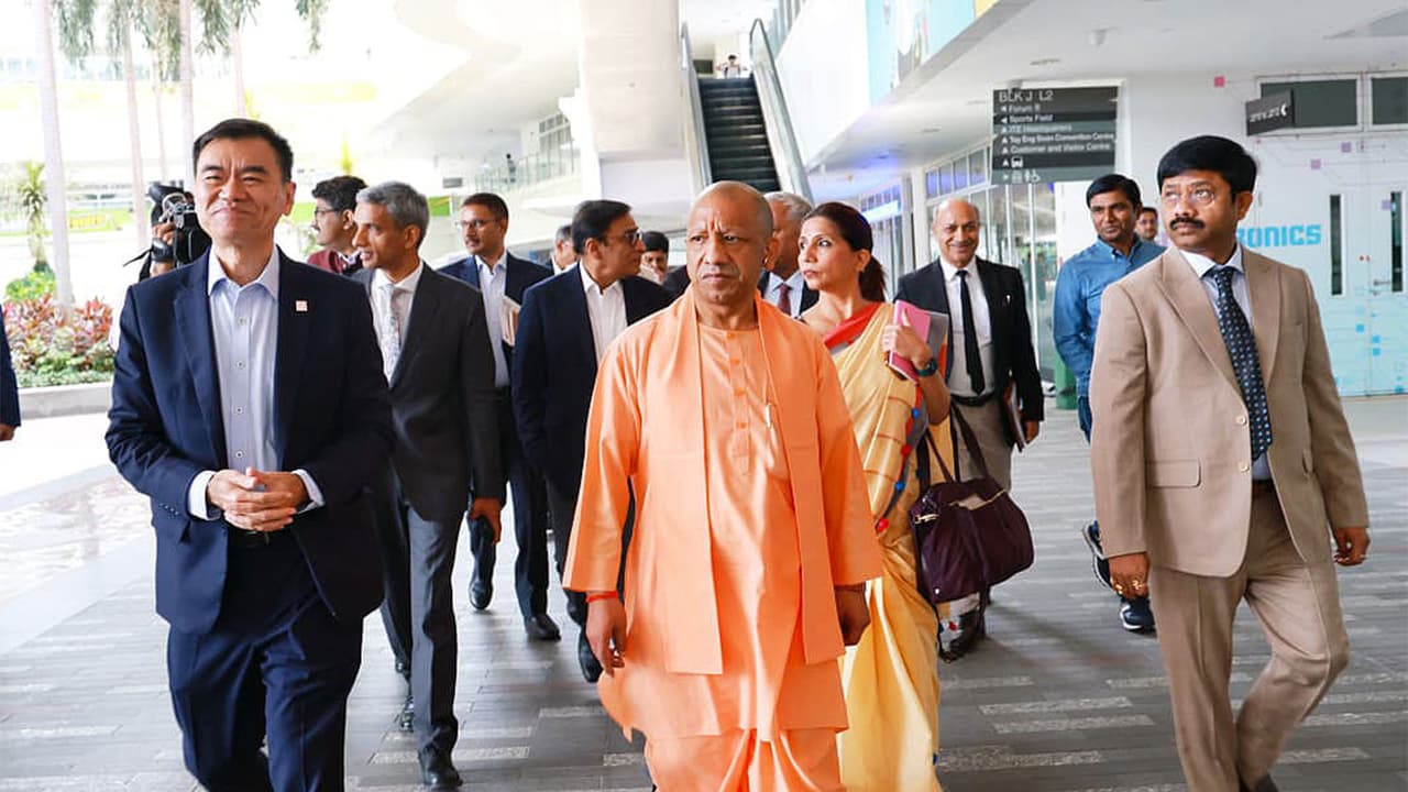 UP recibe inversiones récord de Singapur después de la visita de Yogi Adityanath