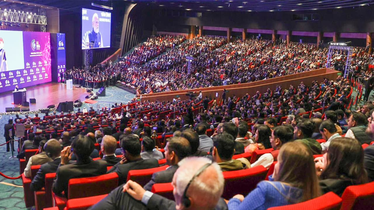 Líderes de la industria discuten la responsabilidad de la seguridad de la IA en un evento en Nueva Delhi