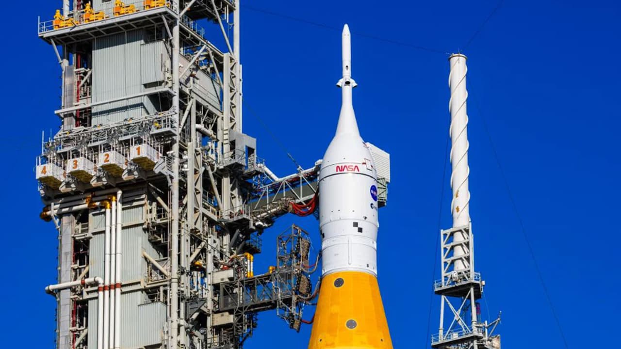 ناسا تؤجل مهمة Artemis II Moon، وتتراجع عن الصاروخ بسبب مشكلة ما