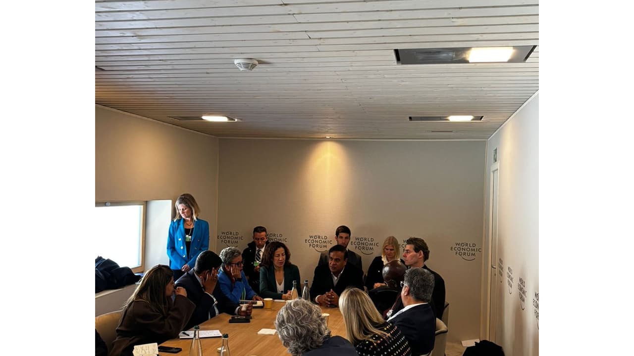 هيمانت بيسوا سارما في دافوس: خطة عمل ولاية آسام لمستقبل الذكاء الاصطناعي