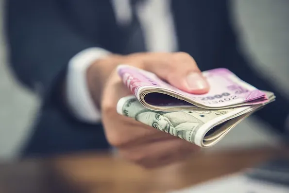 Aumentos salariales en India vistos entre 8,6% y 10,2% en el año fiscal 27: TeamLease