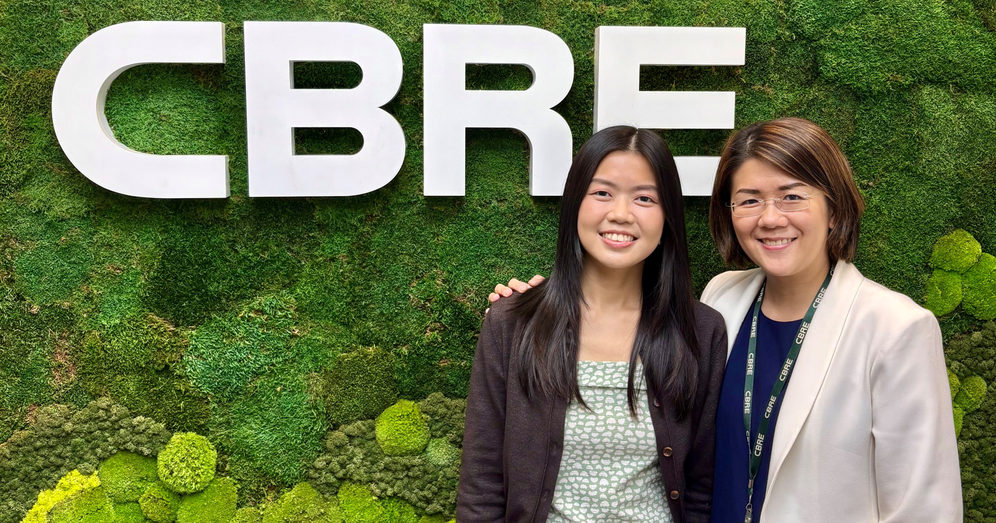 لماذا دخلت شقيقتان من سبوريان، يفصل بينهما 13 عامًا، في نفس العمل الميداني في نفس الشركة كمتخصصين في المحاسبة