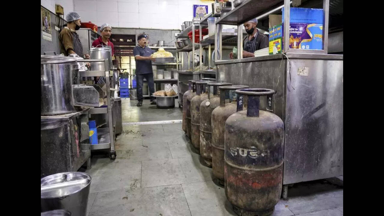 Escasez de GLP: no hay tarifas sorpresa, pero prepárese para menús más caros en los restaurantes de Bengaluru