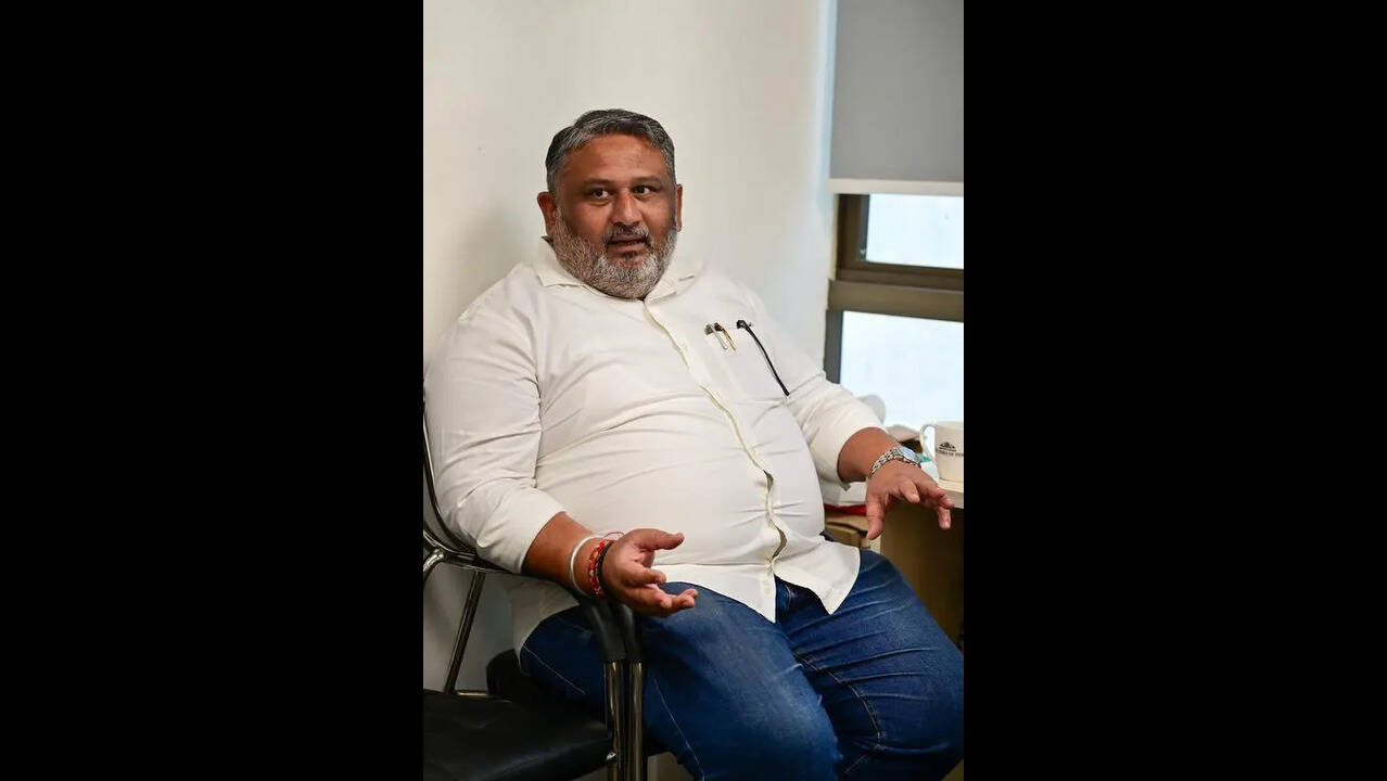 Maha to study Haryana model for job security to contract workers