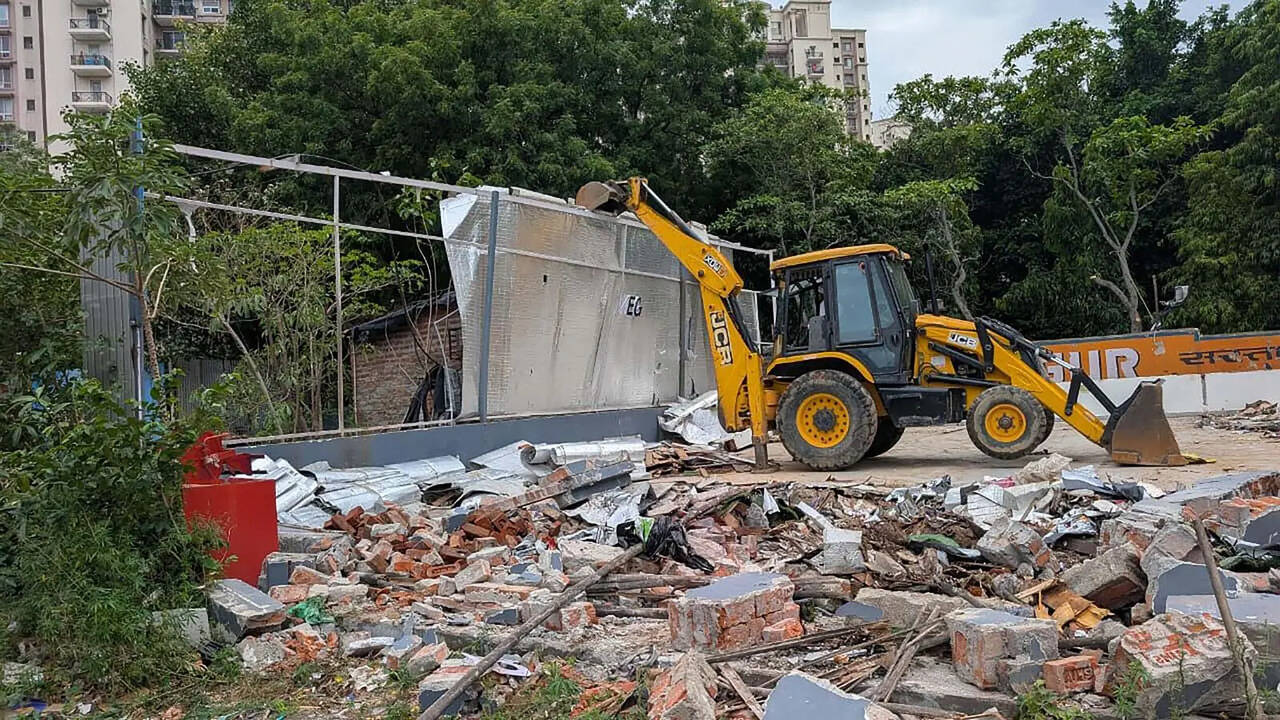 Demolition drive against illegal commercial bldgs begins on Galleria Road after SC order