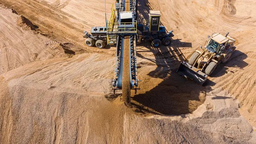 Los productores de oro de Sudáfrica permanecen en aguas poco profundas mientras los precios suben