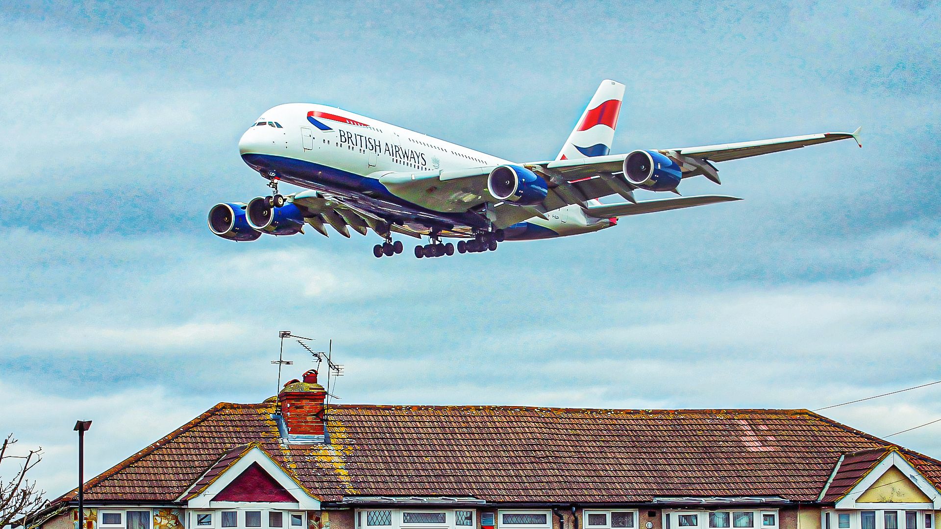 إلى أين ستُسيّر الخطوط الجوية البريطانية طائراتها من طراز إيرباص A380 في عام 2026؟