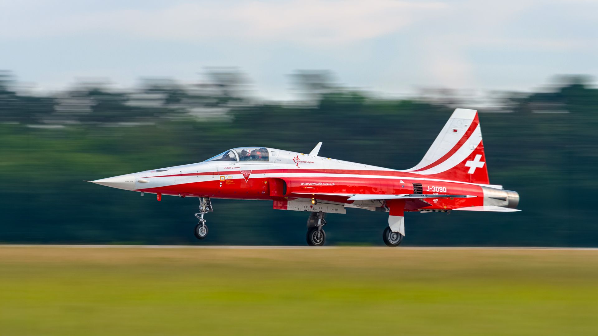 How Many Northrop F-5 Tiger II Fighters Were Built?