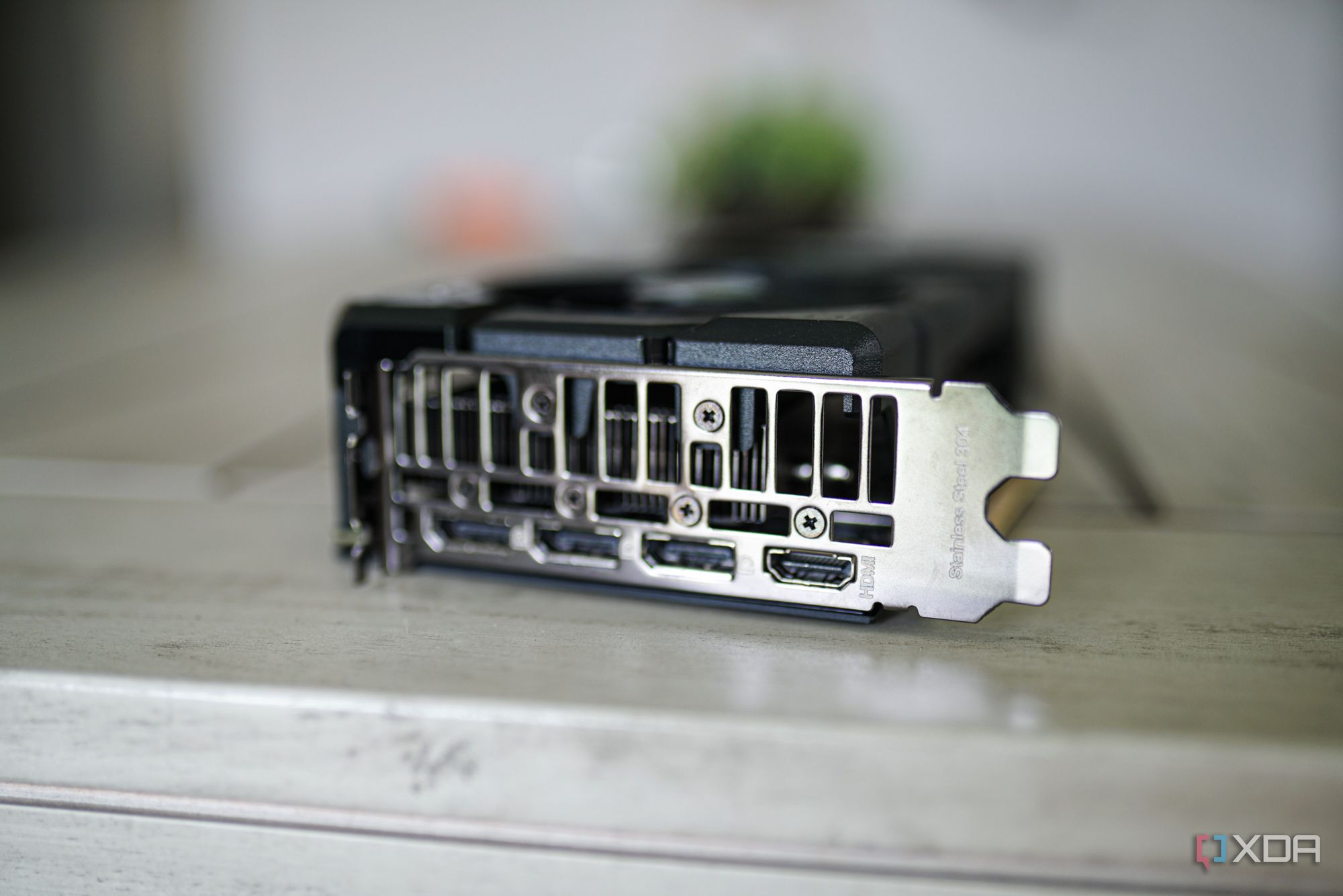 DisplayPort 2.1 is the upgrade you actually need, but your GPU won't give it to you