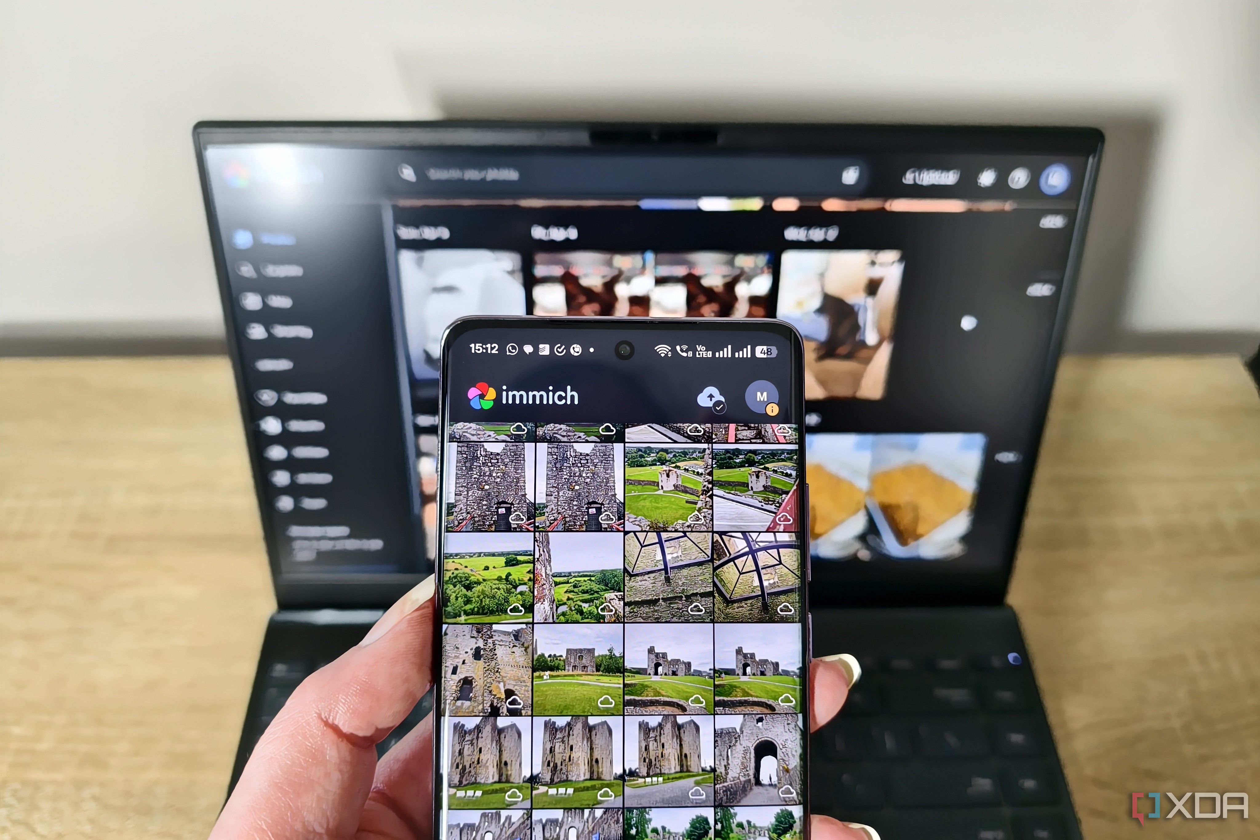 أنا أستضيف صوري بنفسي الآن، وهم لا يقومون بتدريب الذكاء الاصطناعي لأي شخص