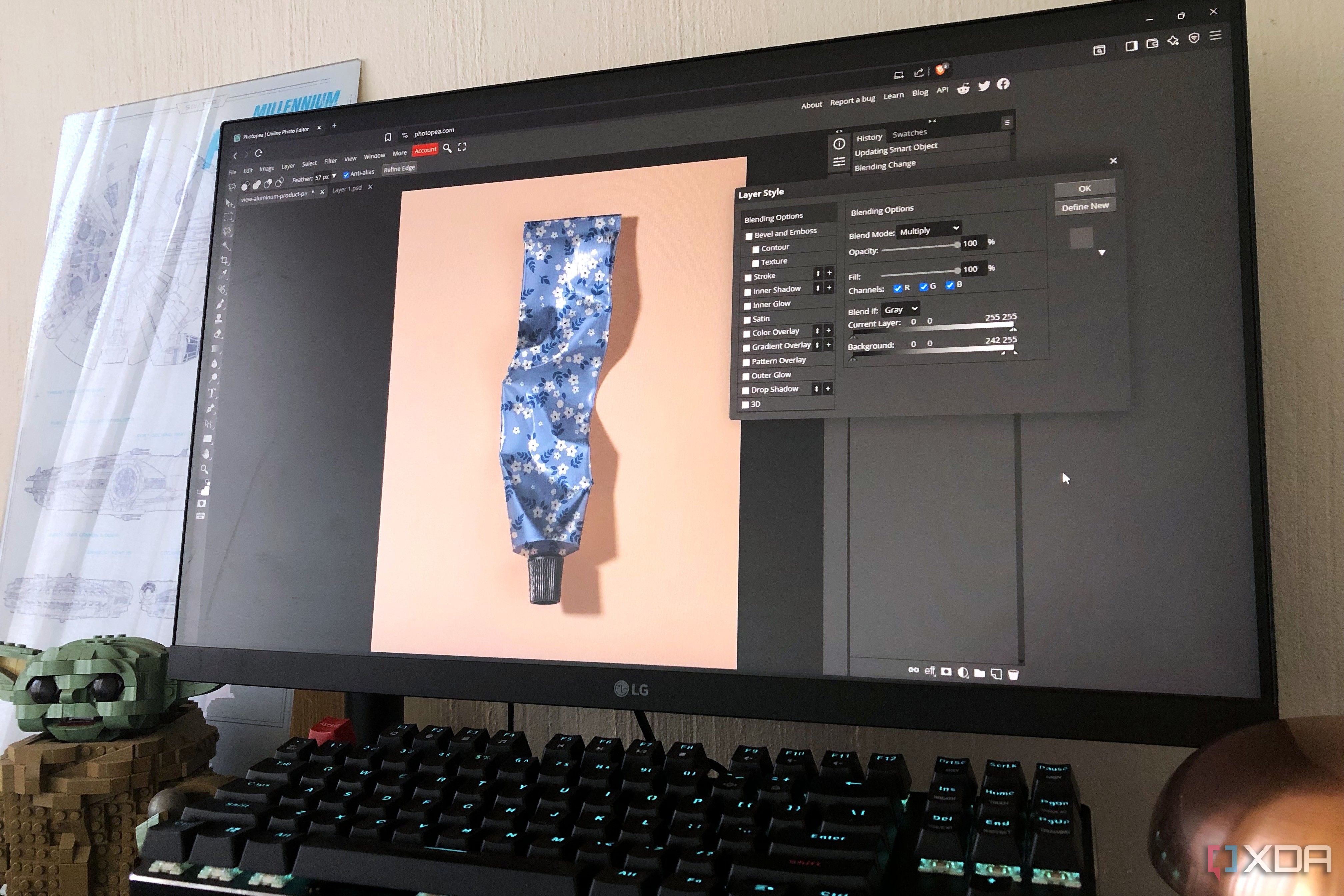 أنا أستخدم محررًا يعتمد على المتصفح ويتفوق على Photoshop في لعبته الخاصة