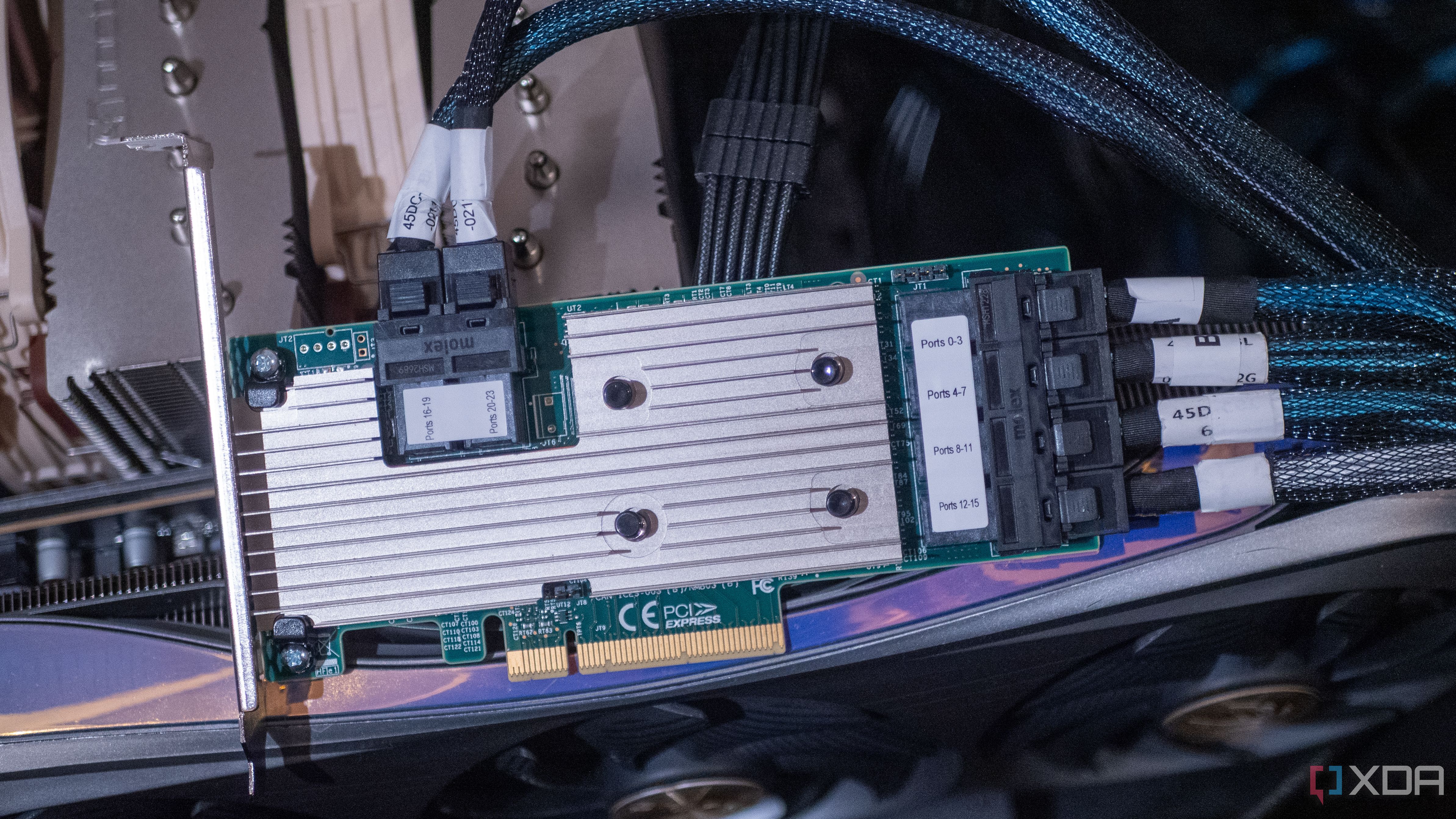 Una tarjeta HBA SAS cuesta $20 y convierte cualquier PC vieja en un servidor de almacenamiento que rivaliza con un NAS prediseñado