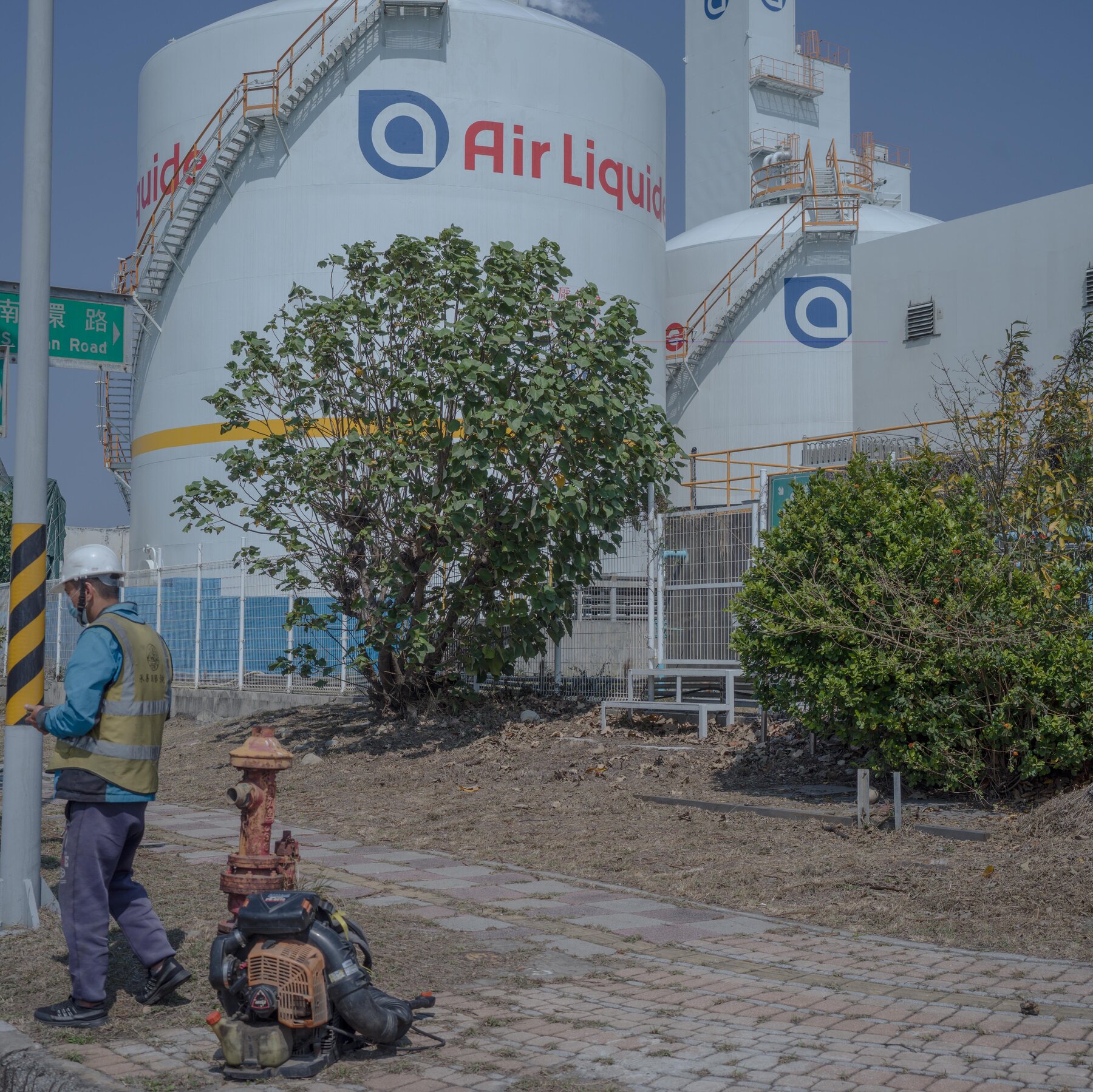 Un cuello de botella invisible: la escasez de helio amenaza a la industria de los chips
