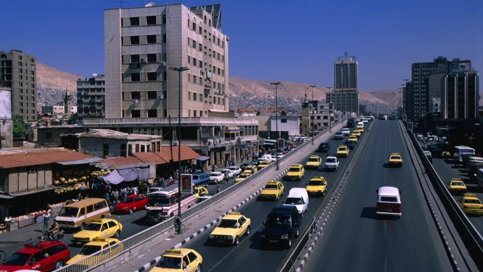 من هرمز إلى دمشق: الحرب الإقليمية ترسل موجات صدمية جديدة عبر الاقتصاد السوري الهش