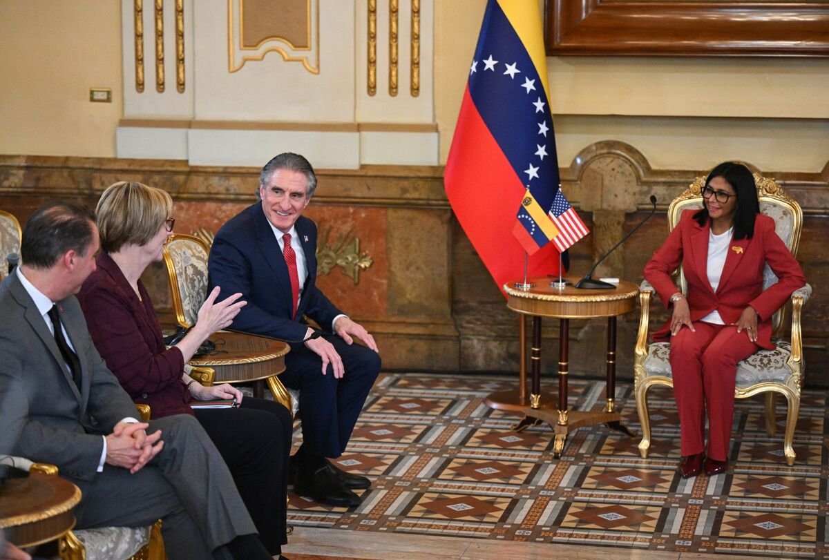 Venezuela’s Minerven to Sell 650–1,000 kg Gold Dore Bars to US via Trafigura