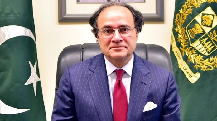 وزير المالية: الحكومة غير قادرة على توفير فرص عمل لـ 240 مليون شخص