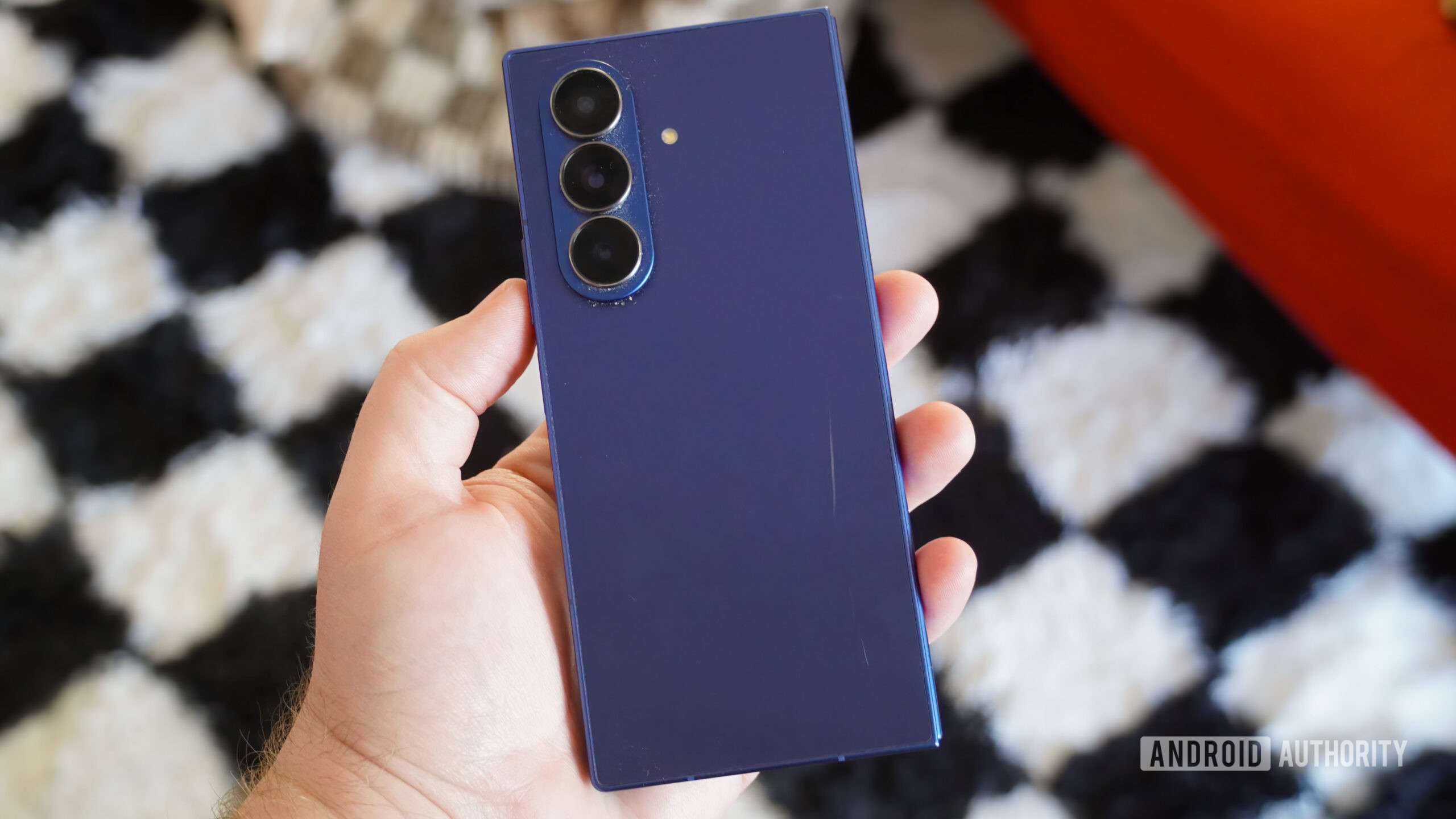 Pensé que quería teléfonos Android coloridos hasta que se me cayó el mío