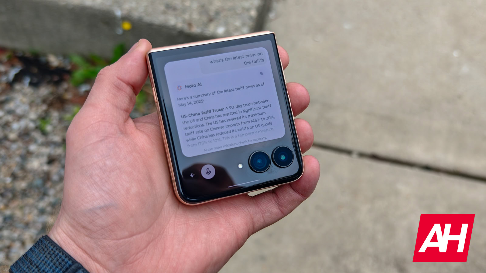 The Motorola Razr Ultra 2025 Just Hit Its Lowest Price Ever and You Should Buy It