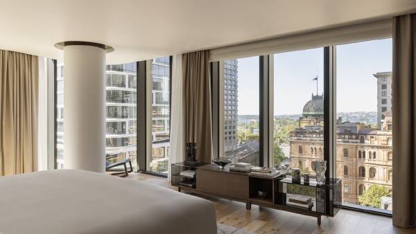 Harbour city dominance: Sydney sweeps luxury rankings as Melbourne stalls