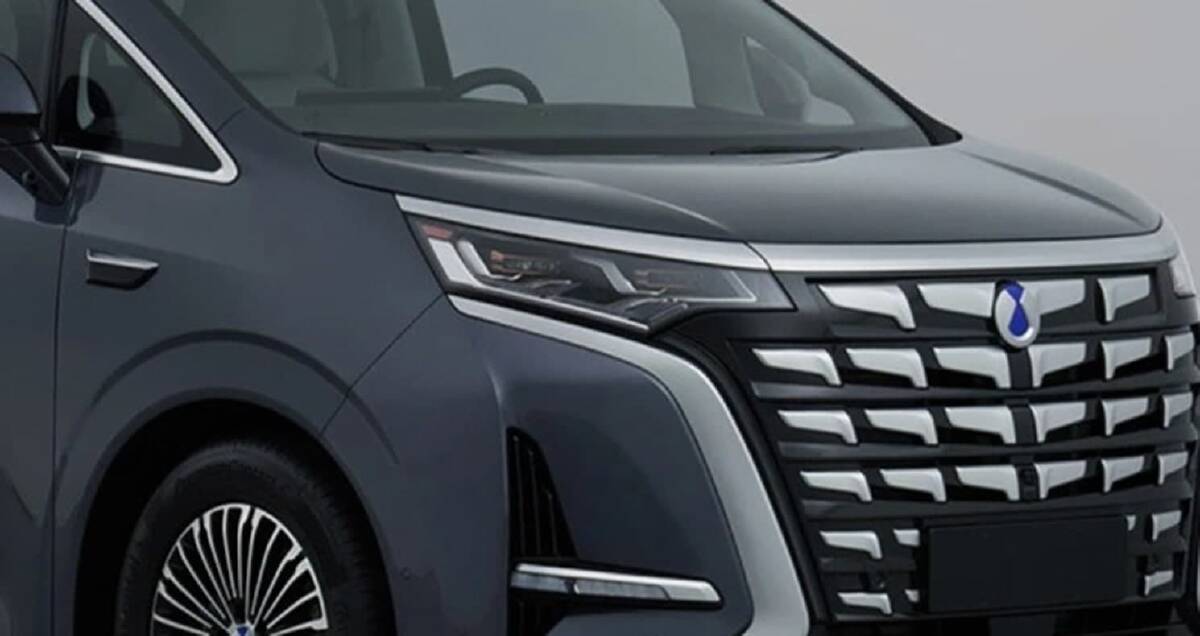 دفعة قوية لسيارة BYD الكهربائية العائلية الفاخرة: Denza D9 موديل 2026 تظهر في الصين بقوة تصل إلى 410 كيلووات ومظهر مُحدَّث لتنافس Volkswagen ID.Buzz و XPeng X9 و Zeekr 009.