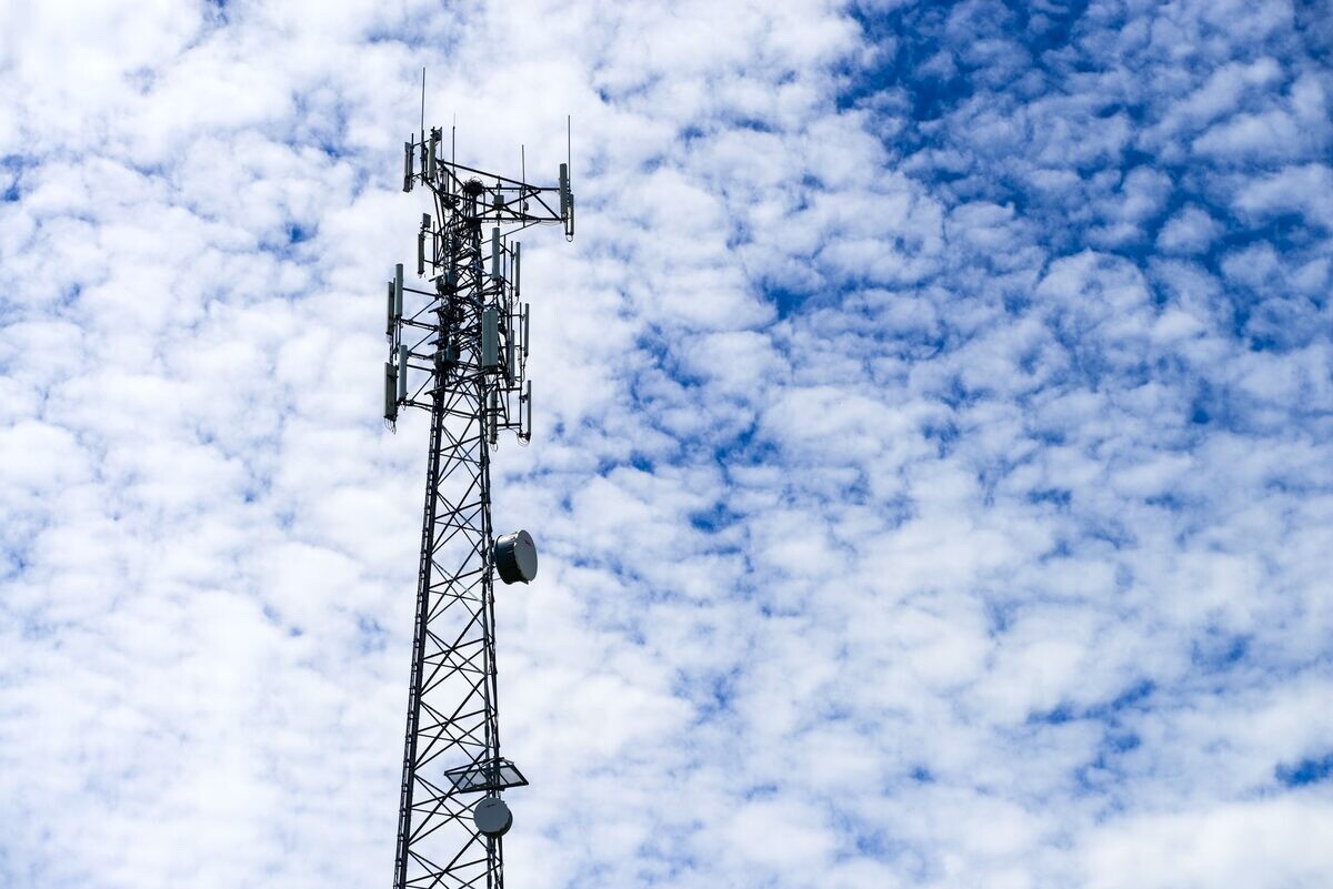 Rogers considering new cellphone tower south of Kamloops, TNRD director says