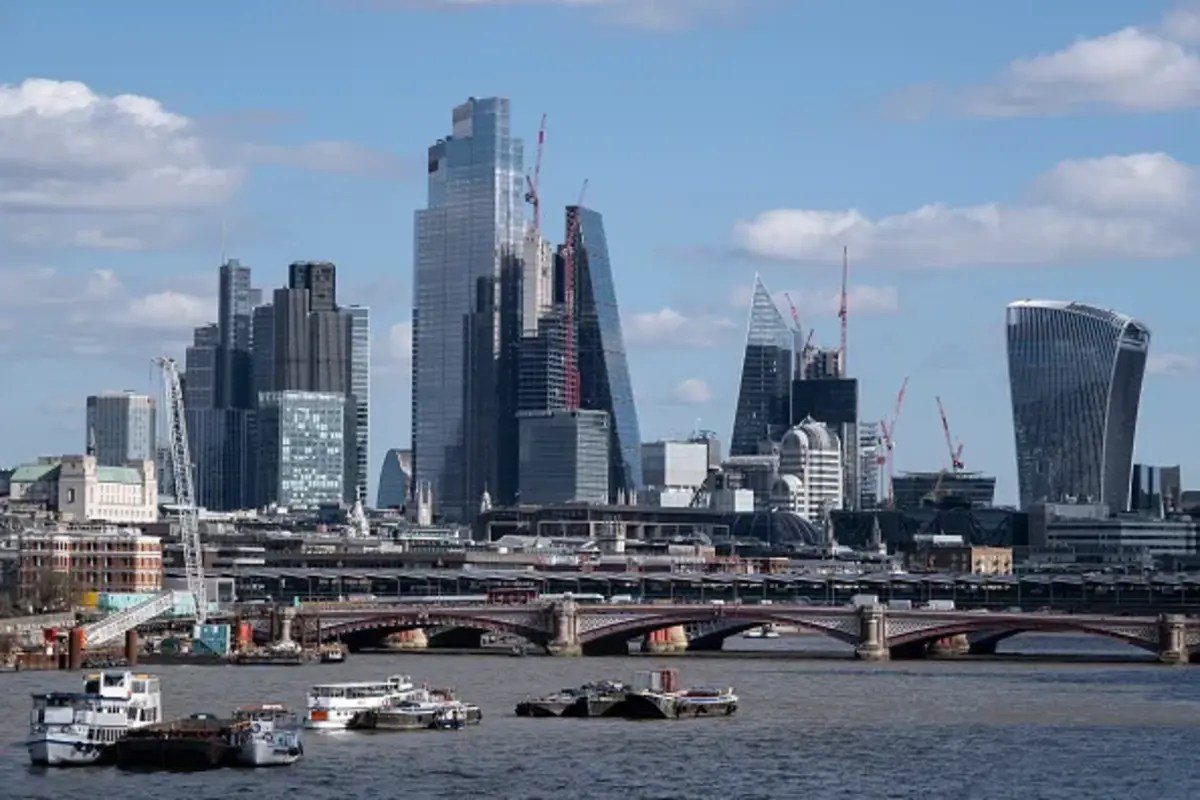 London skyscrapers under pressure as construction costs mount