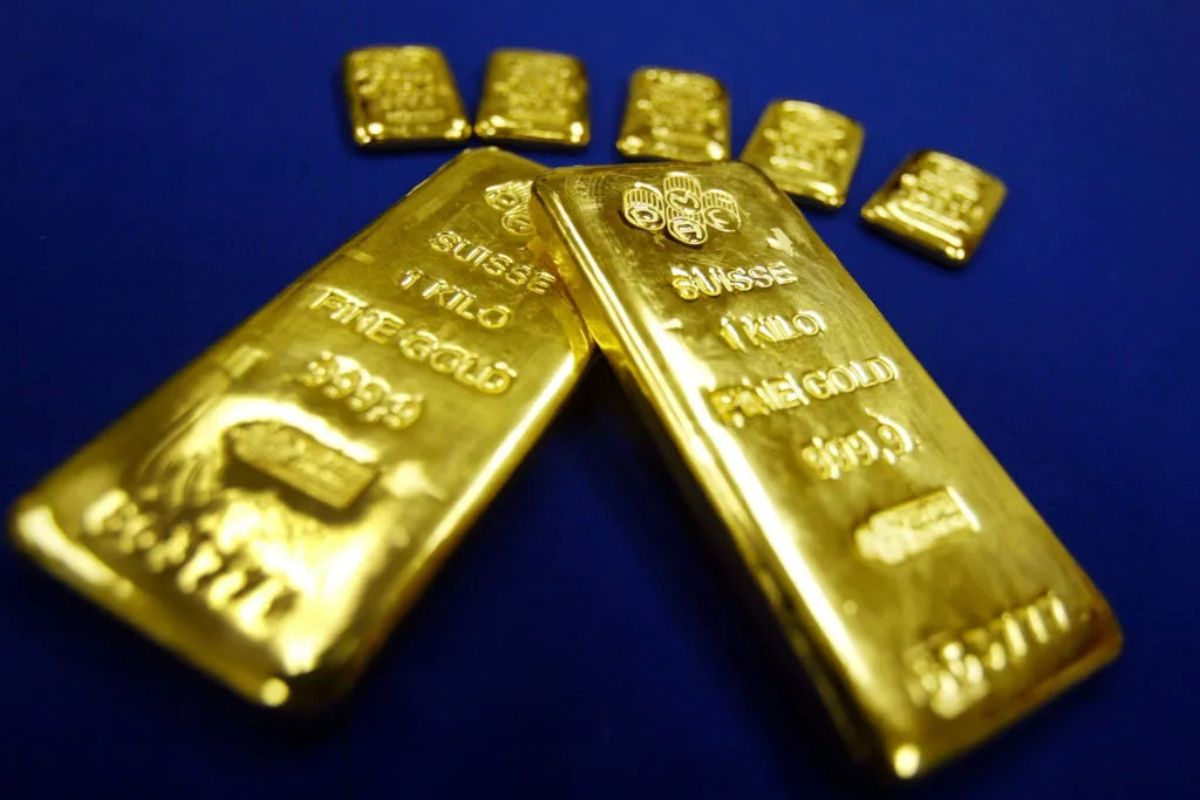 Gold continues to glitter as investor demand reaches record highs