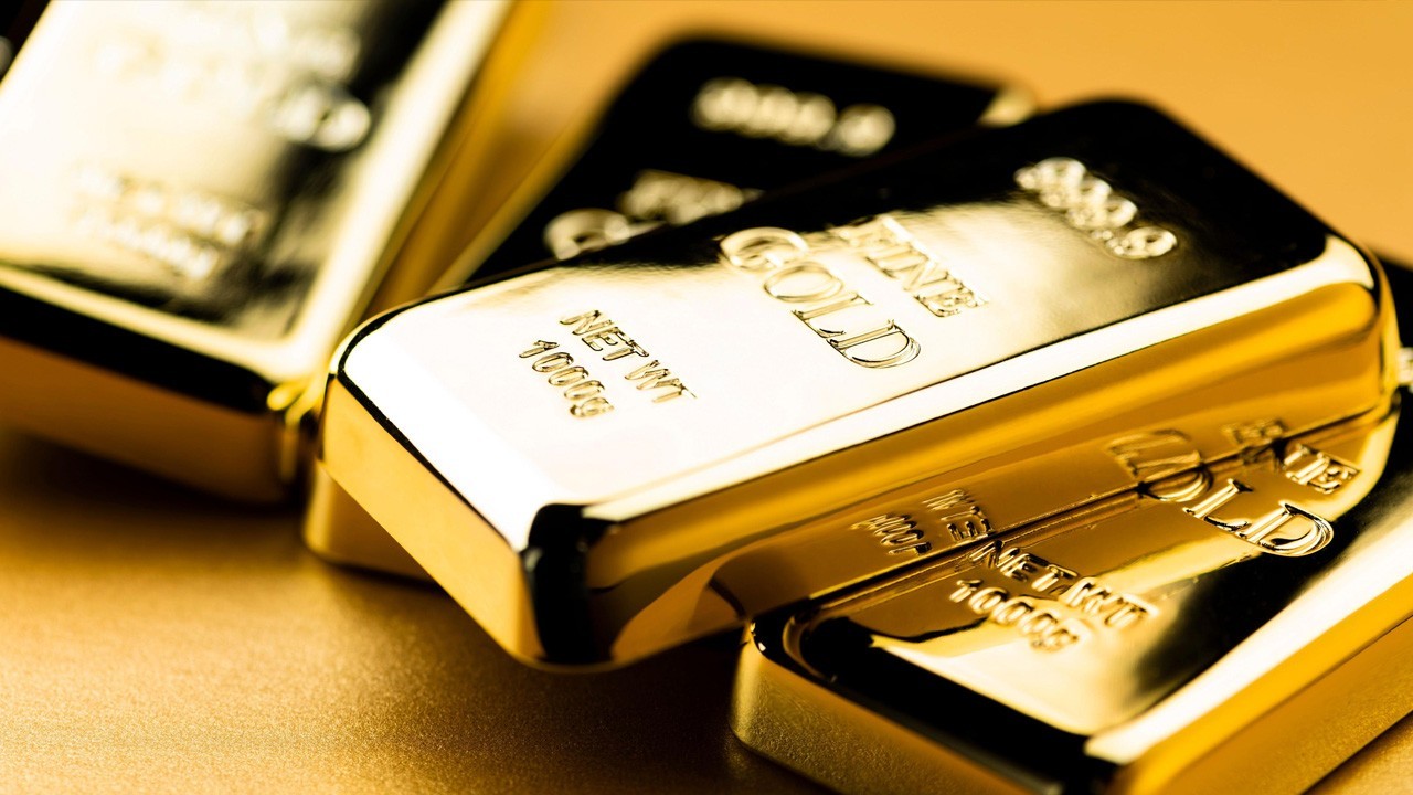 ارتفعت أسعار الذهب بمقدار 7,100 روبية لكل تولة في باكستان