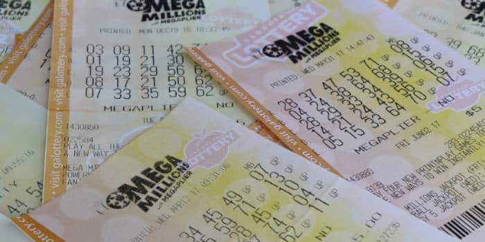 فاز لاعب Mega Millions بمبلغ 10 ملايين دولار، وتصل الجائزة الكبرى إلى 60 مليون دولار في سحب الليلة