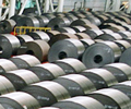 Steel Holds Gains as China Output Declines