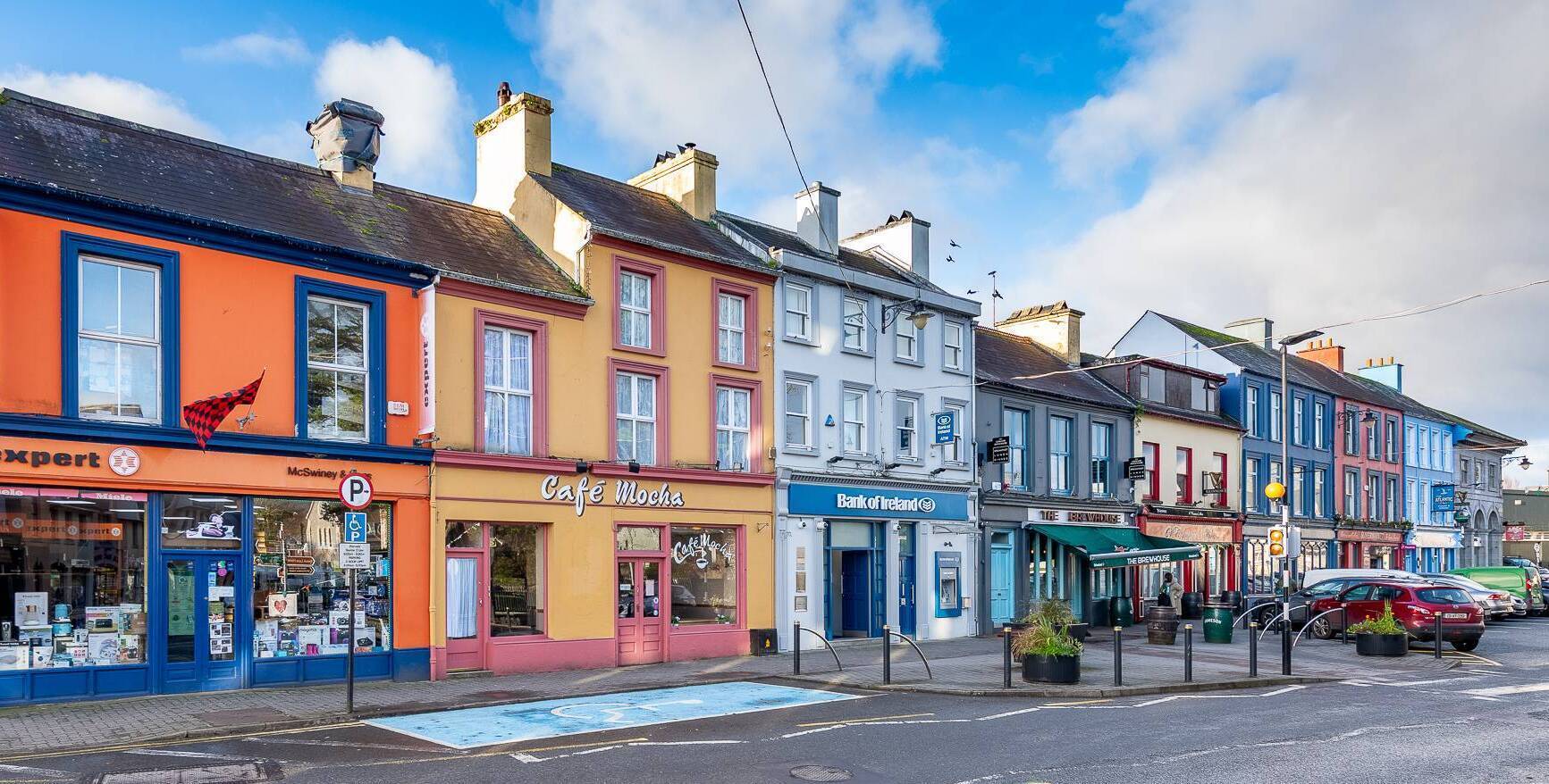 Sabrosa combinación de vida y trabajo en una propiedad emblemática de Kenmare de 510.000 euros