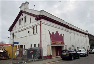 La oferta de pisos para un antiguo centro de ocio finalmente obtiene luz verde tras un atraco