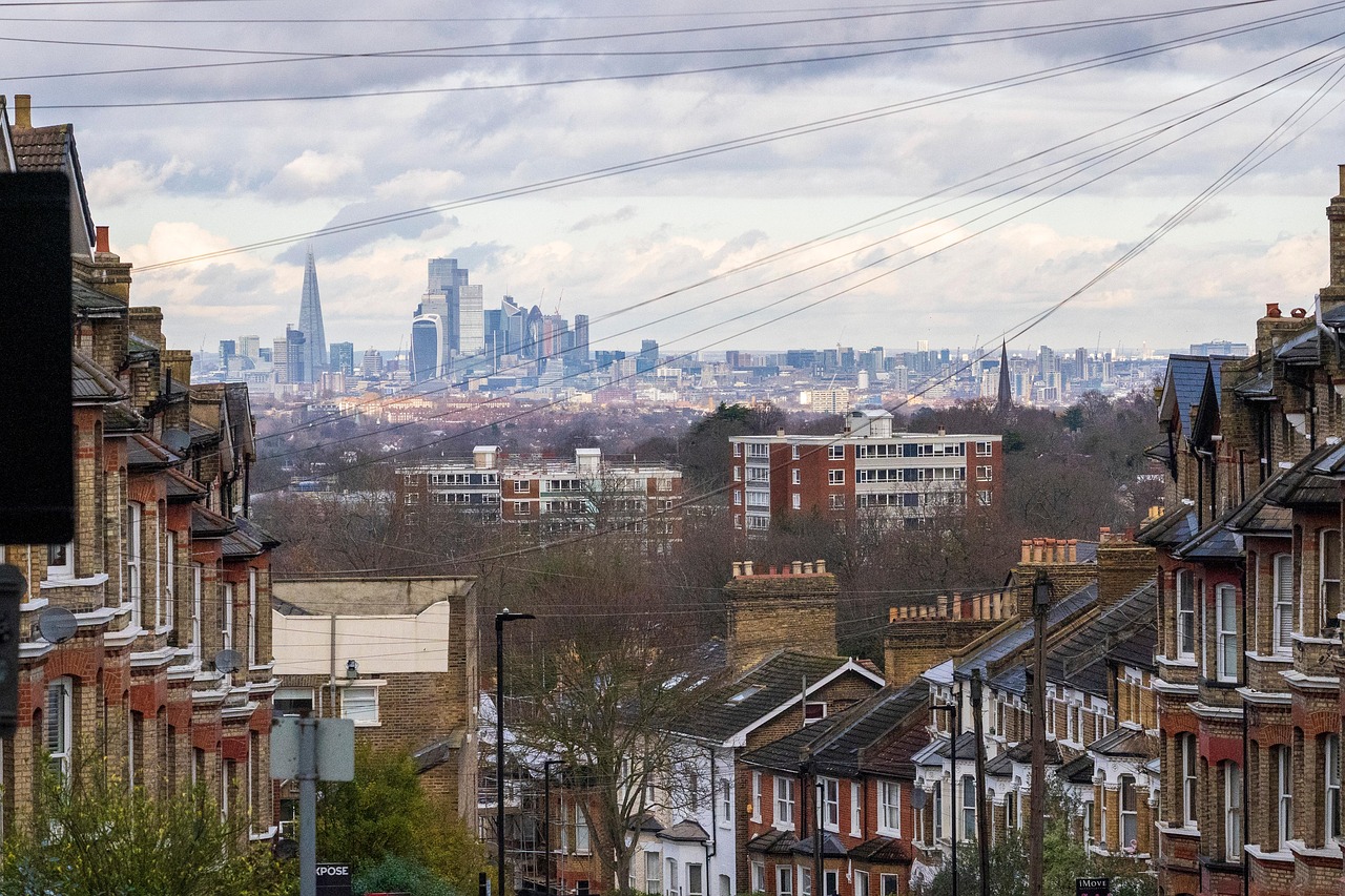 The cheapest postcodes for London renters with rooms below £800