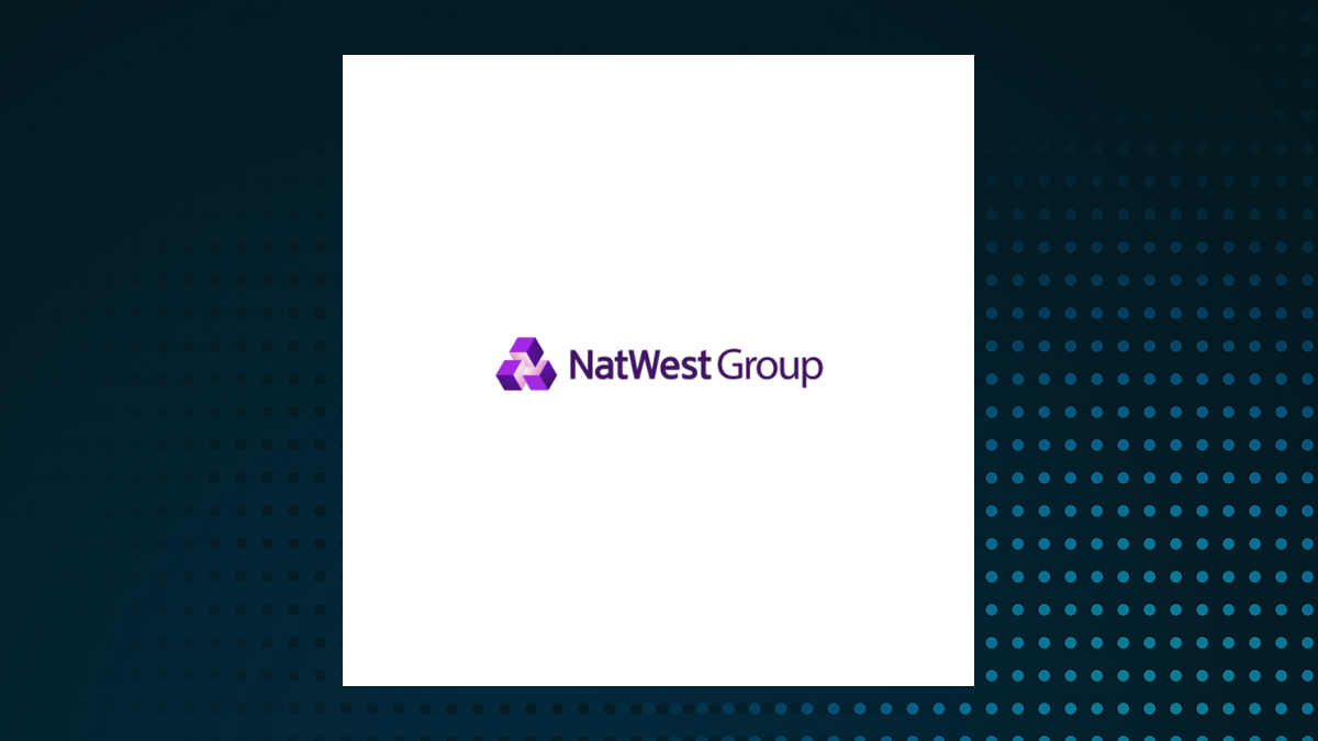 Critical Survey: NatWest Group (OTCMKTS:RBSPF) vs. Bank of Communications (OTCMKTS:BCMXY)