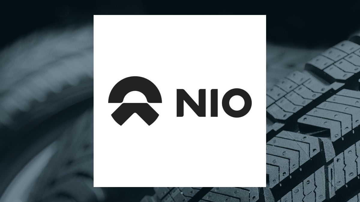 NIO (NYSE:NIO) Trading Down 3.2% – Should You Sell?