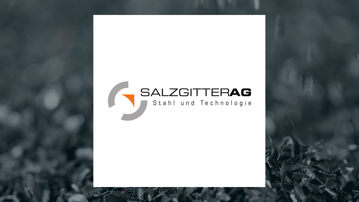 Salzgitter (ETR:SZG) Share Price Passes Above Two Hundred Day Moving Average – Should You Sell?