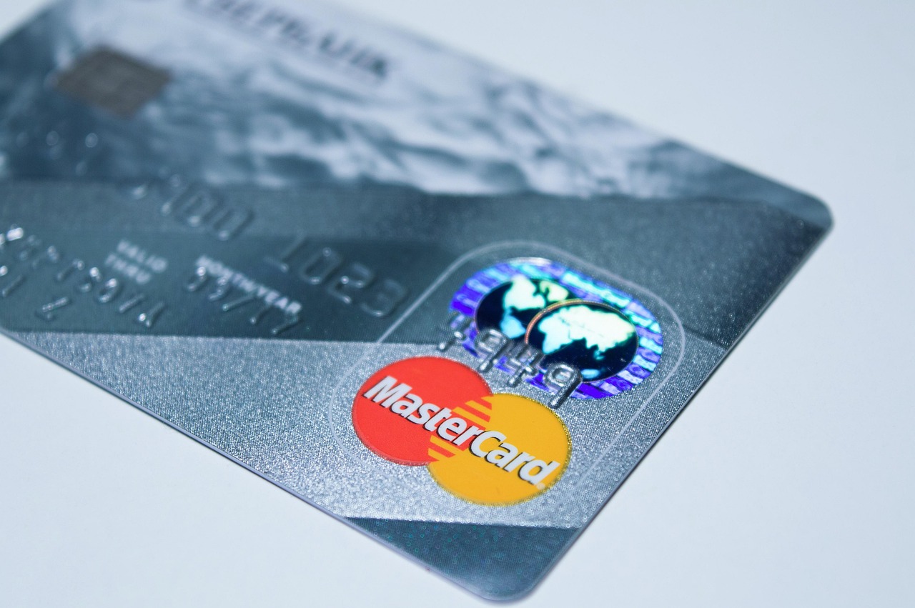 “Estamos pasando de sistemas de IA que recomiendan a esa ley”: Mastercard sobre la IA agente