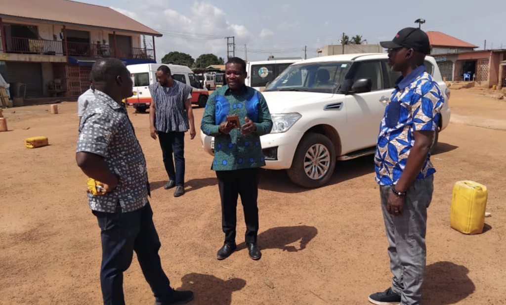 Consultores evalúan tres sitios para el mercado de 24 horas propuesto en Ketu Norte