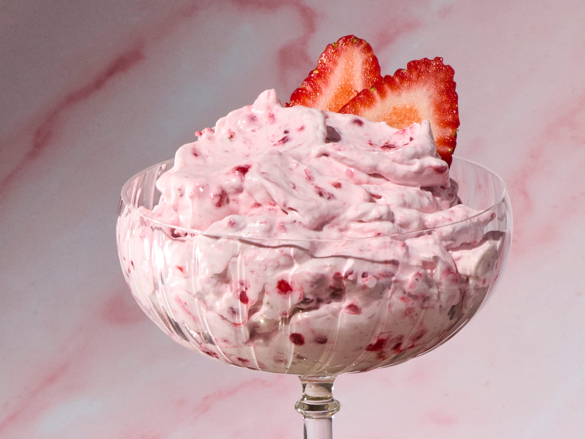 نسختي من "سحابة كيوبيد" مثالية لعيد الحب وعيد الصداقة.