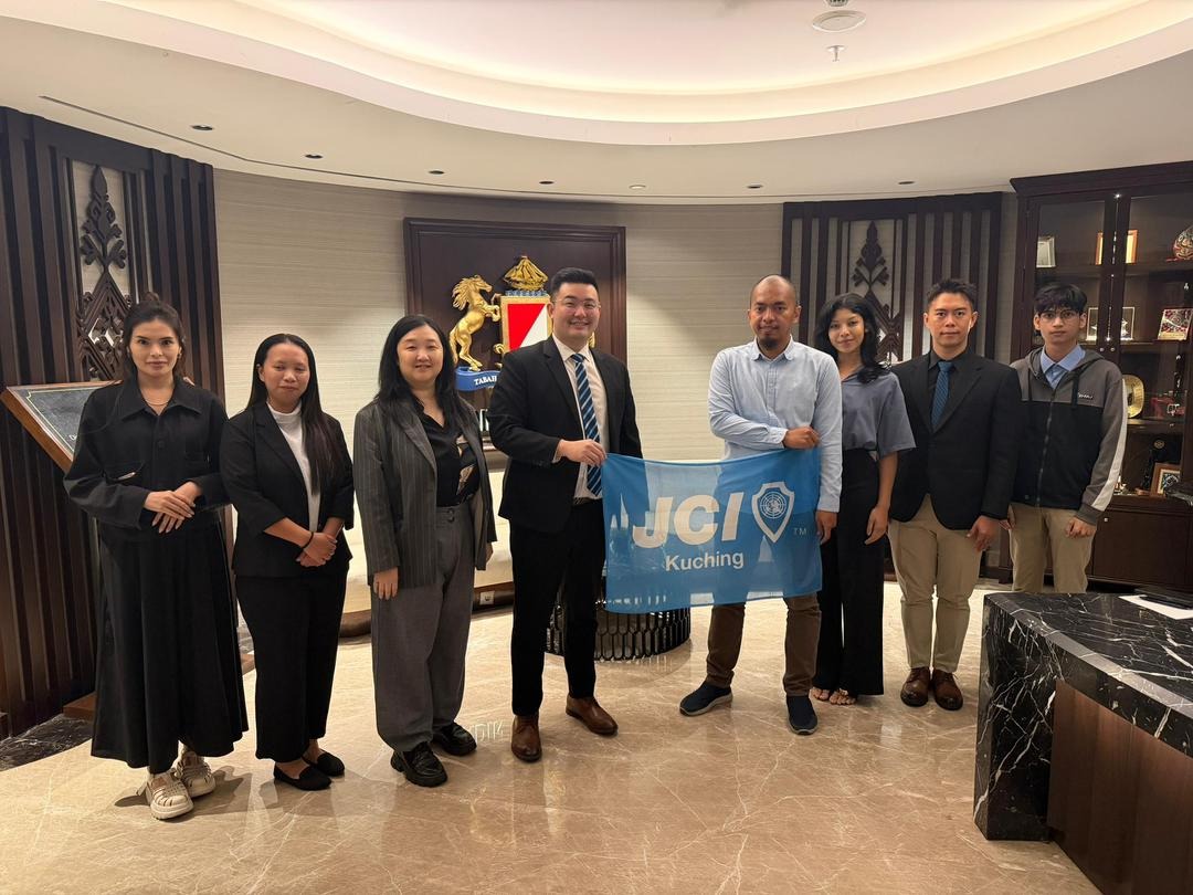 جمعية JCI كوتشينغ تعزز التعاون عبر الحدود مع منظمة إندونيسية.