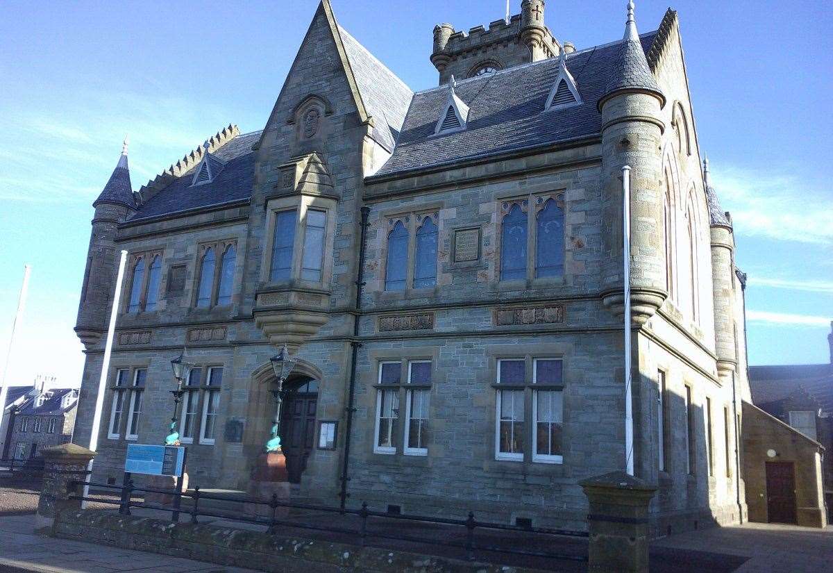 Community councillors left unsatisfied by response from communication regulator over connectivity problems