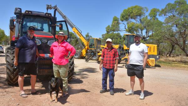 الإحباط بشأن الحق في الإصلاح يقود مزارعًا من جنوب إفريقيا إلى مشروع تجاري جديد