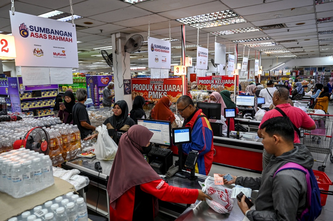 دورة الإنفاق لا تترك متنفساً كبيراً.