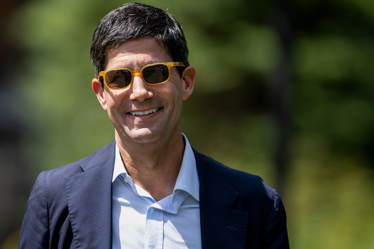 Kevin Warsh’s net worth: The Trump Fed nominee’s wealth & income