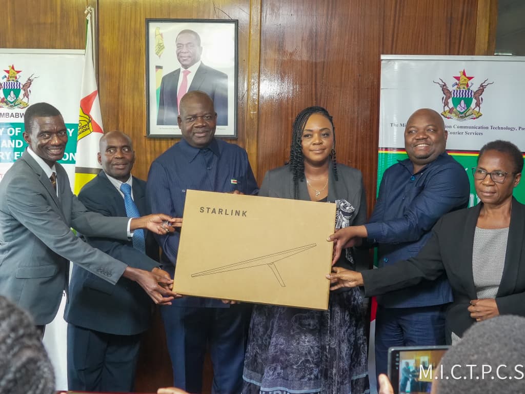 8,000 remote primary and secondary schools to get Starlink